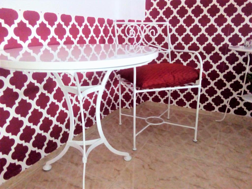 Vintage Apartment *